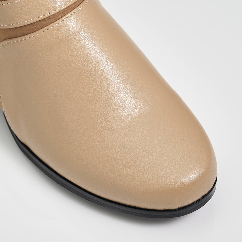 Load image into Gallery viewer, Low Cut Heeled Boots