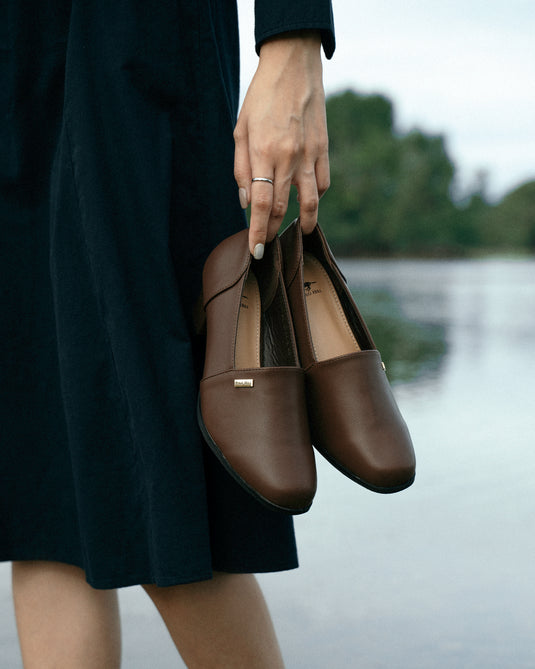 WOMEN SHOES