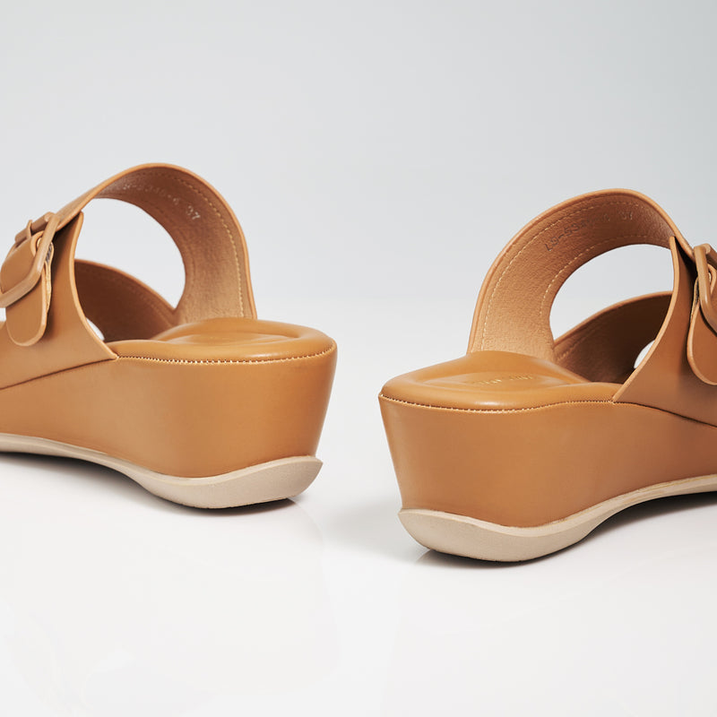 Load image into Gallery viewer, Ladies Two Band Wedges Sandals
