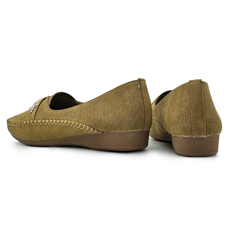 Load image into Gallery viewer, Big Plus Size Slip On Loafers

