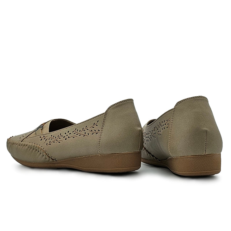 Load image into Gallery viewer, Big Plus Size Slip On Loafers
