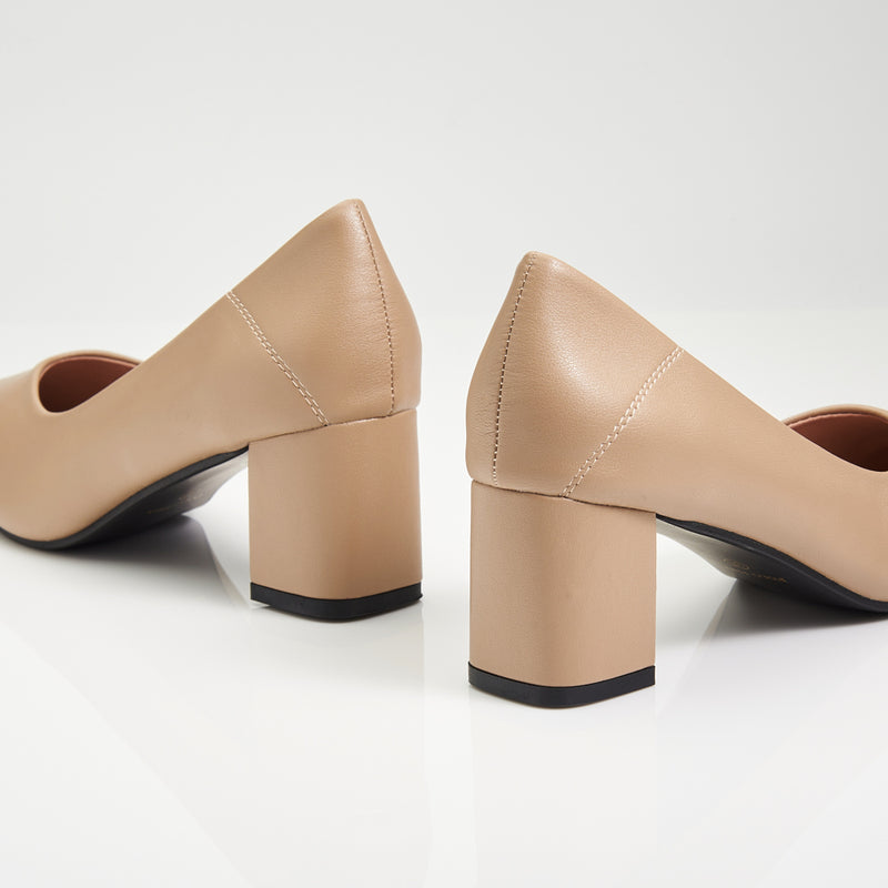 Load image into Gallery viewer, Mid Block Heels Pointed Court Shoes
