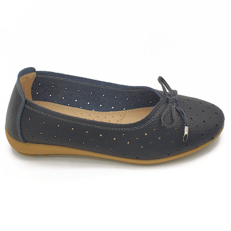 Load image into Gallery viewer, Punched Hole Low Wedge Ballet Shoes

