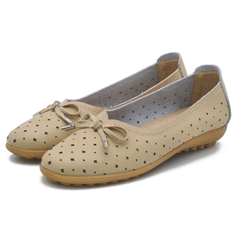 Load image into Gallery viewer, Punched Hole Low Wedge Ballet Shoes
