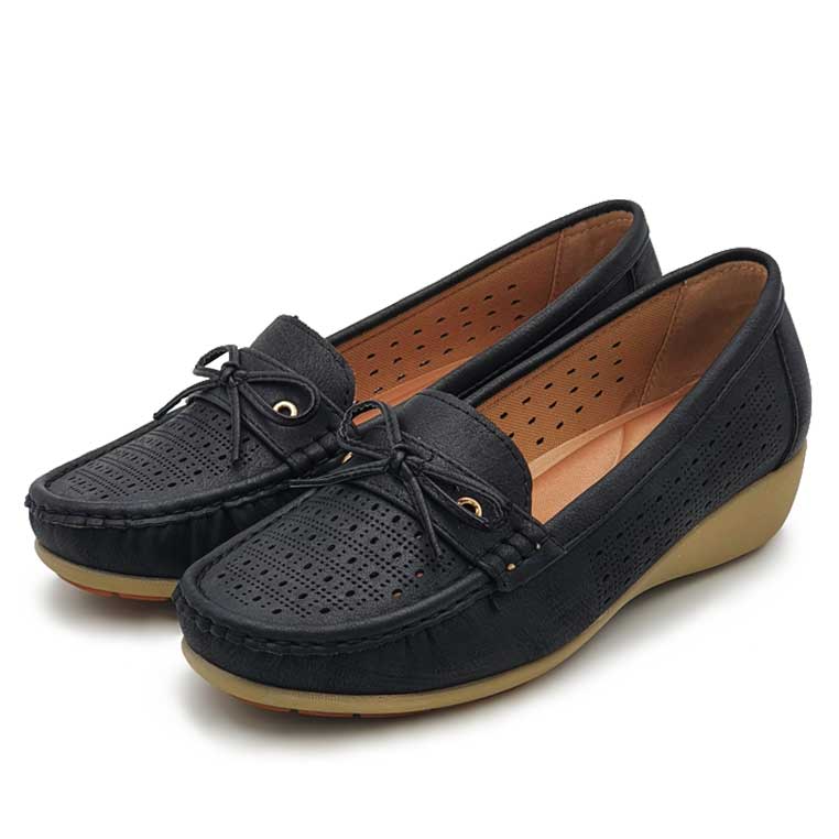 Load image into Gallery viewer, Low Wedge Heel Slip On Loafers

