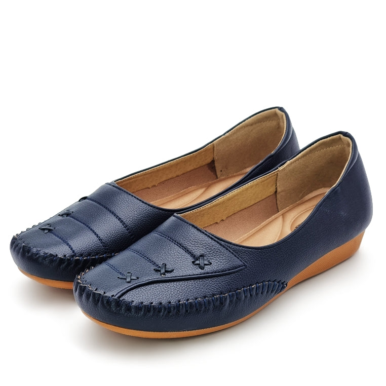 Load image into Gallery viewer, Slip On Loafers
