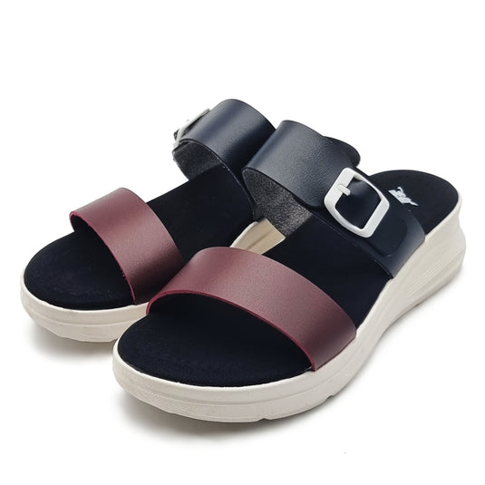 Contrast Buckle Strap Wedge Sandals