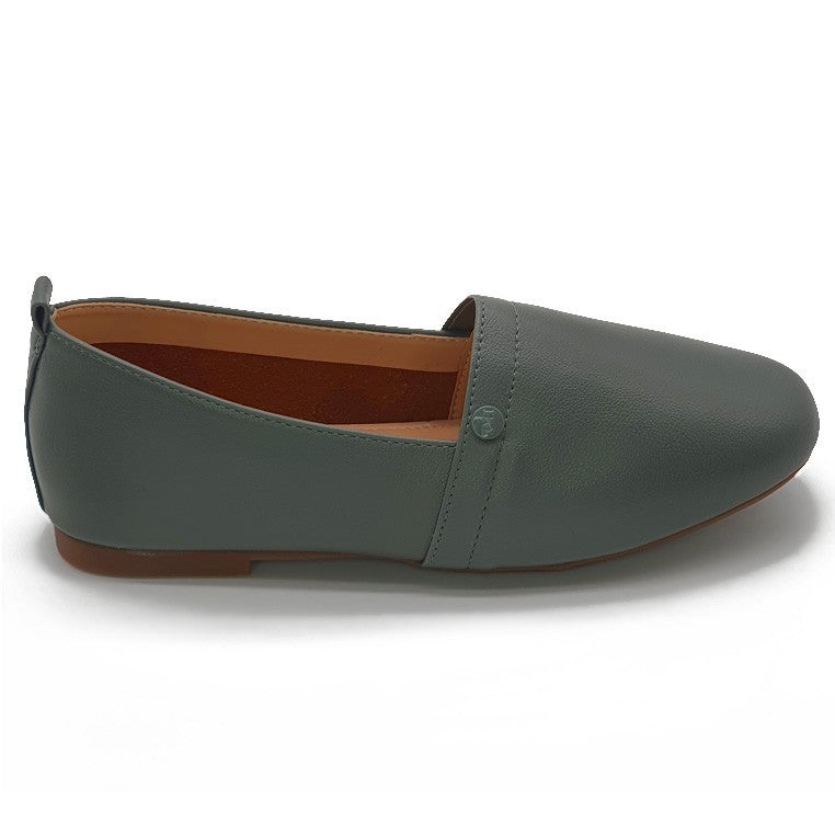 Load image into Gallery viewer, Low Flat Heel Slip On Loafers
