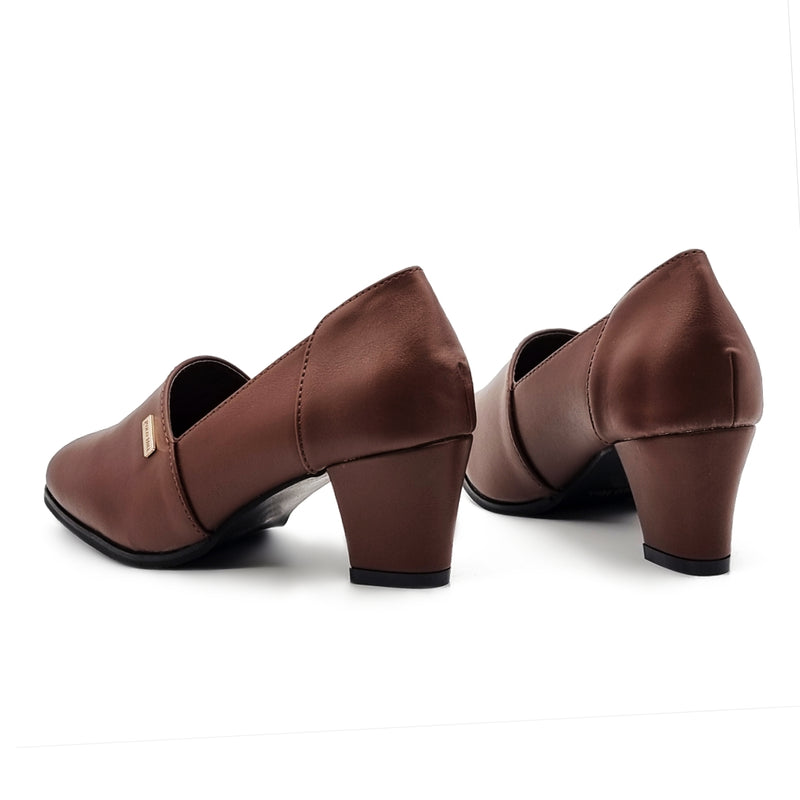 Load image into Gallery viewer, Chunky Office Pumps
