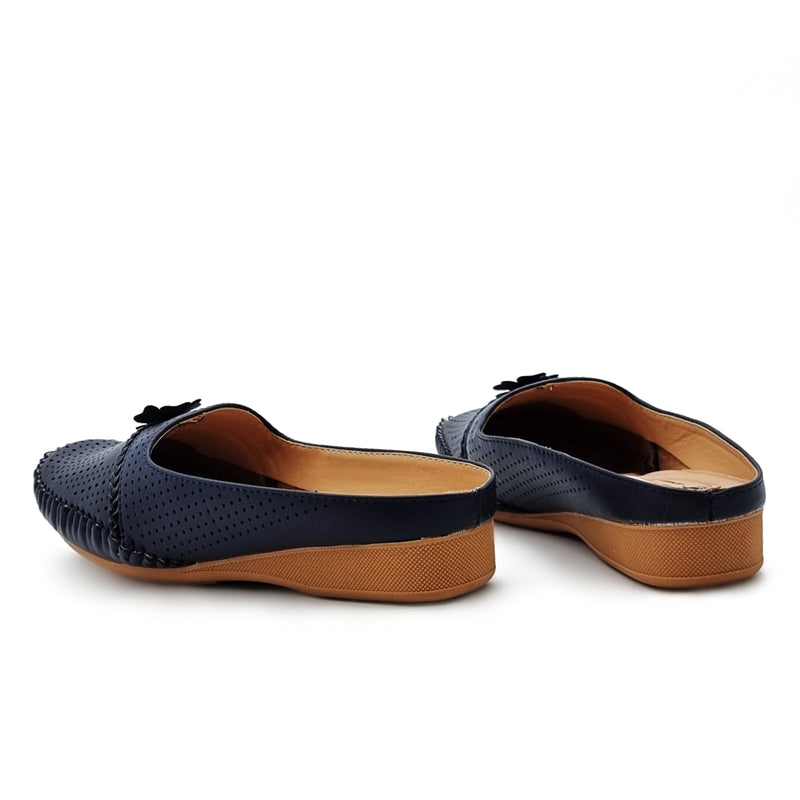 Load image into Gallery viewer, Half Slip On Mules Shoes with Centre Flower Detail
