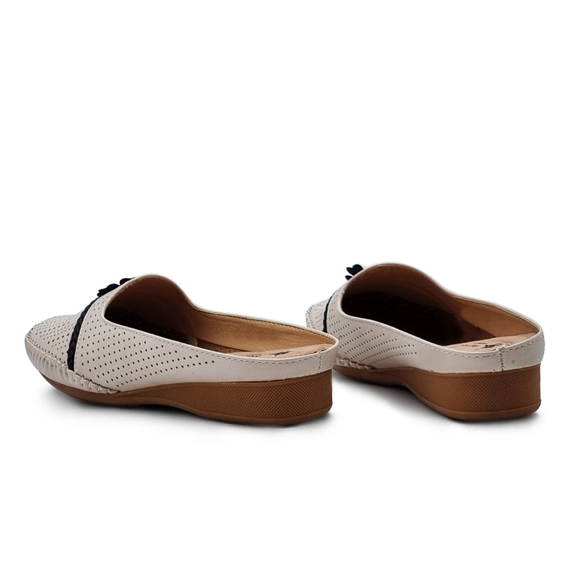 Load image into Gallery viewer, Half Slip On Mules Shoes with Centre Flower Detail
