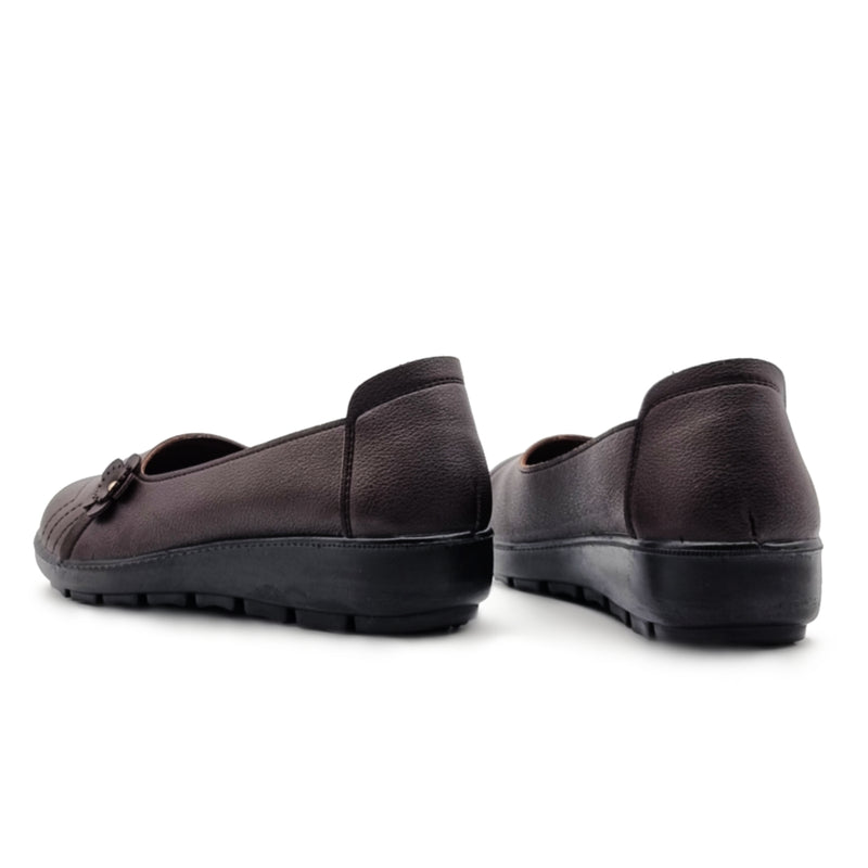 Load image into Gallery viewer, Flower Decor Slip On Shoes
