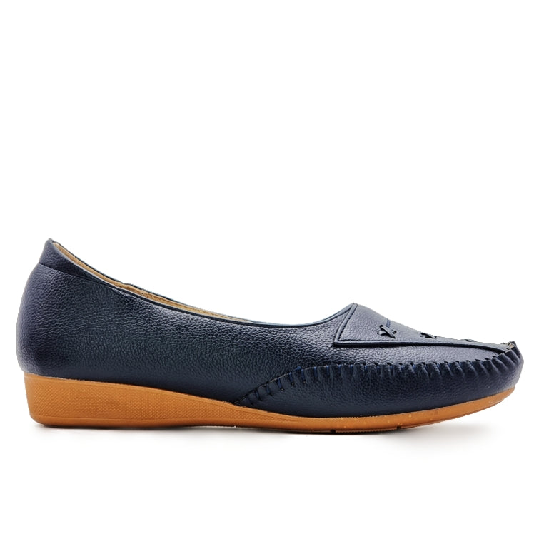 Load image into Gallery viewer, Slip On Loafers
