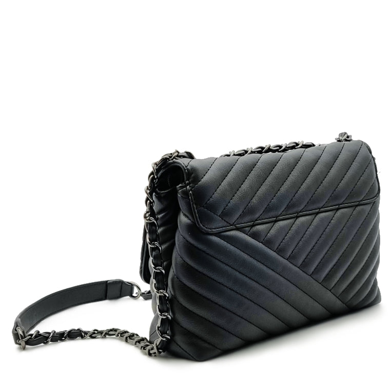 Load image into Gallery viewer, Lexi Quilted Chain Sling Bag
