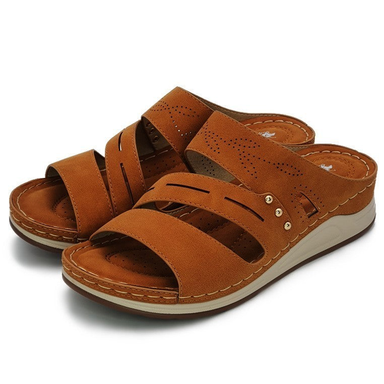 Load image into Gallery viewer, Faux Suede Slide On Wedges
