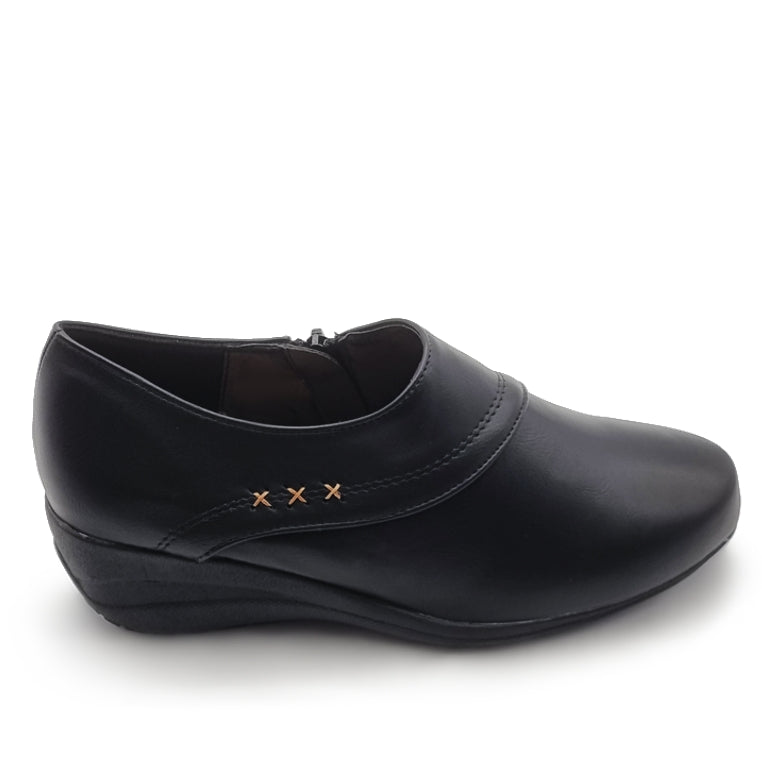 Load image into Gallery viewer, Slip On Wedge Shoes
